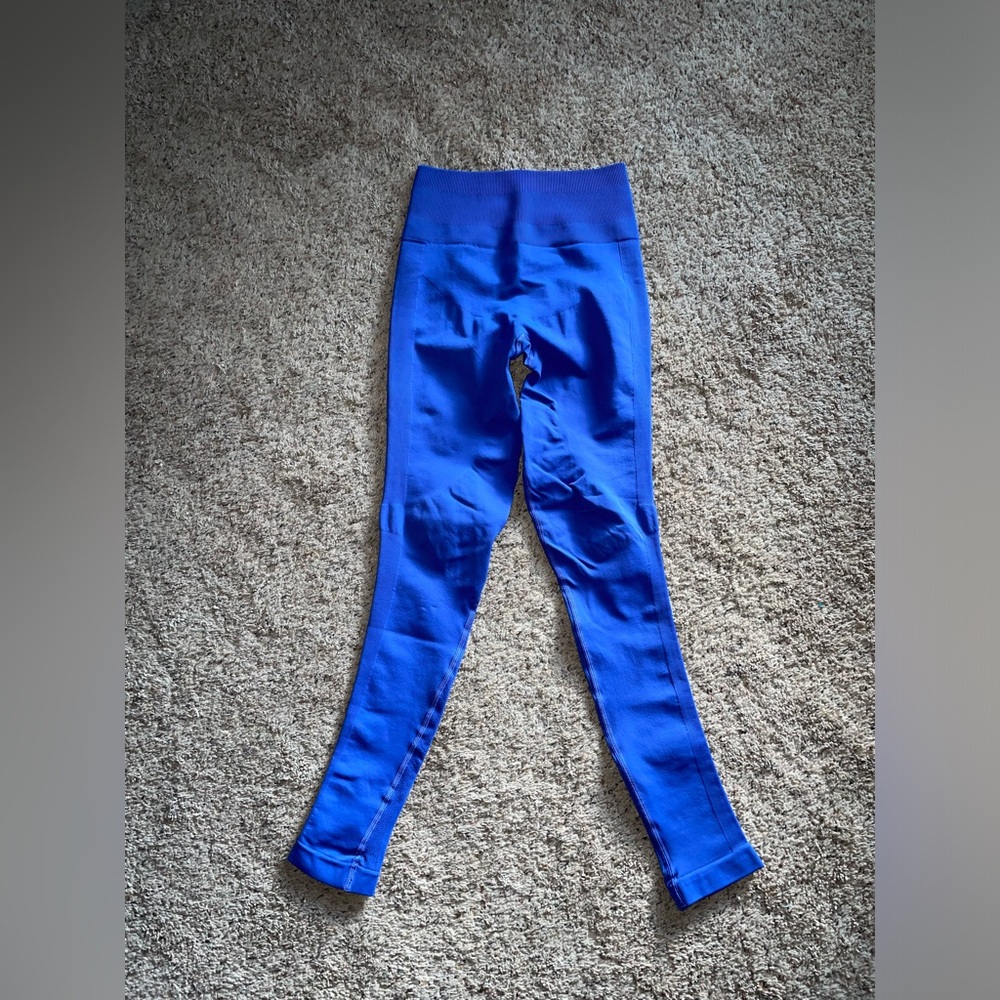 Lululemon Size 2 ZONE IN TIGHT Royal Blue High Waist Compression Leggings